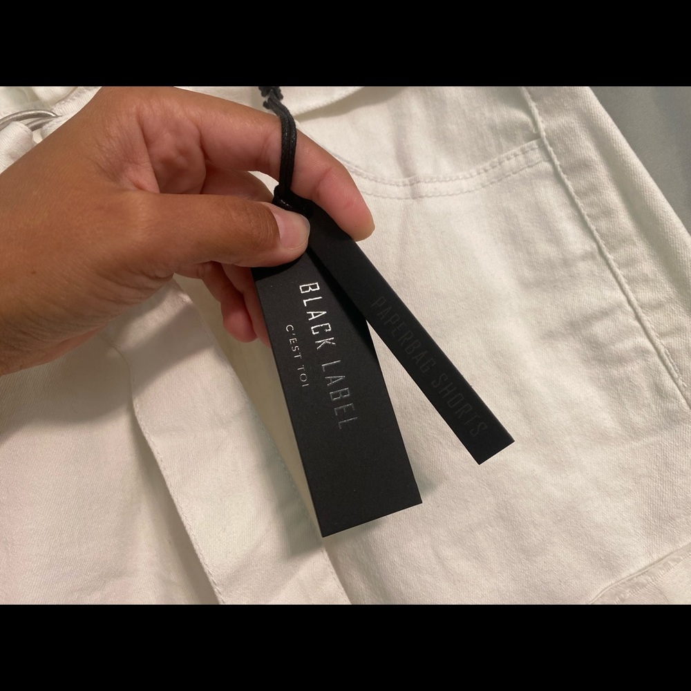 White “paperbag” shorts from Nanamacs - Picture 2 of 4